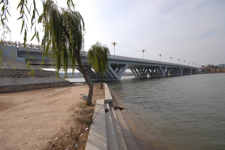 濟(jì)南市大學(xué)科技園區(qū)主干路市政工程設(shè)計(jì)