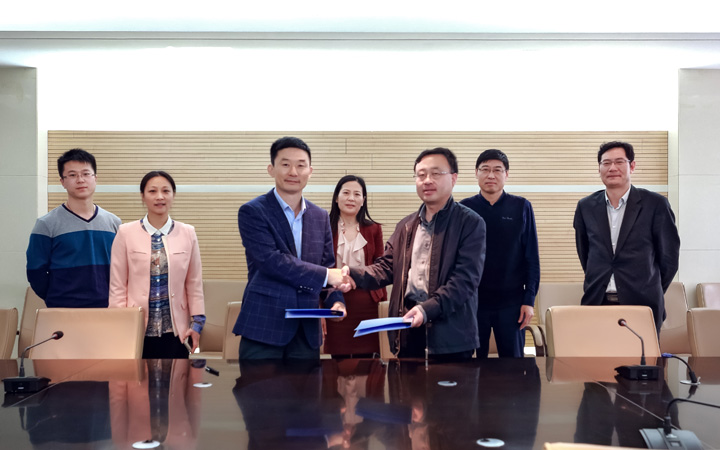 集團與德州市公路勘察設(shè)計院簽訂戰(zhàn)略合作協(xié)議